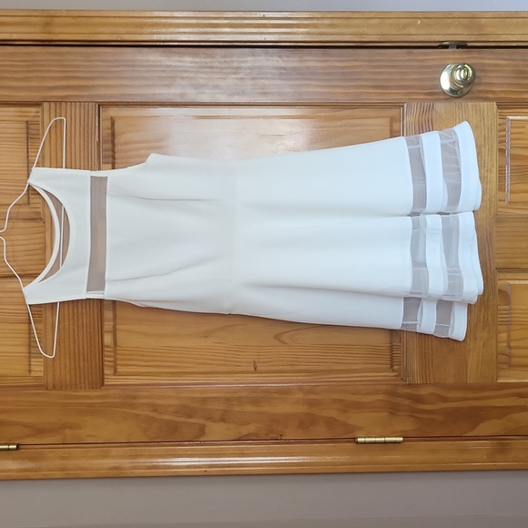 Monteau Los Angeles White Tennis Dress - Picture 2 of 4